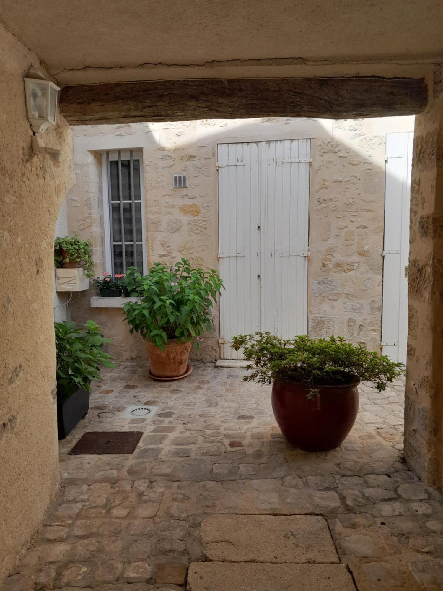 Apartamento Gite La Folie De Seraphine Senlis  Exterior foto